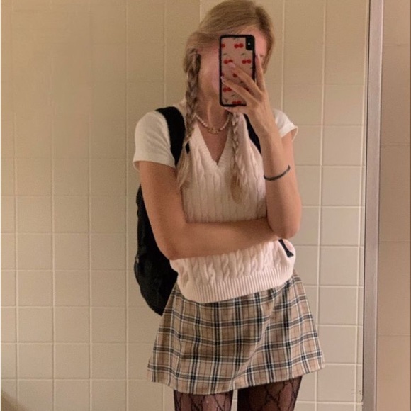 SCHOOL GIRL AESTHETIC MYSTERY BOX - Picture 1 of 16